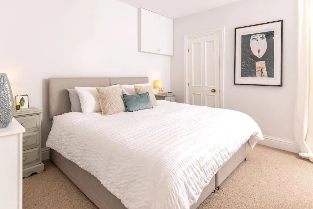 Pittville Apartment - By Luxury Apartments Cheltenham